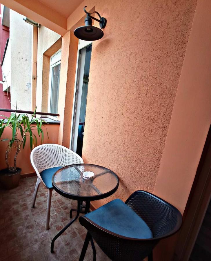 Chill Out Apartment Novi Sad Dış mekan fotoğraf