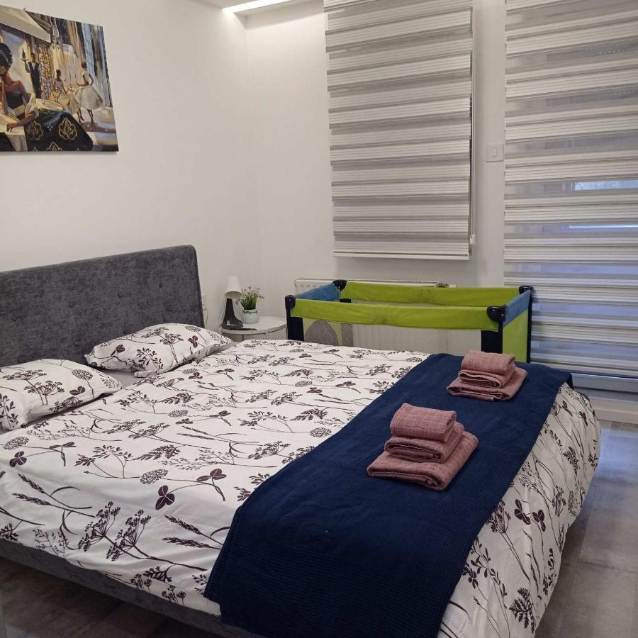 Chill Out Apartment Novi Sad Dış mekan fotoğraf